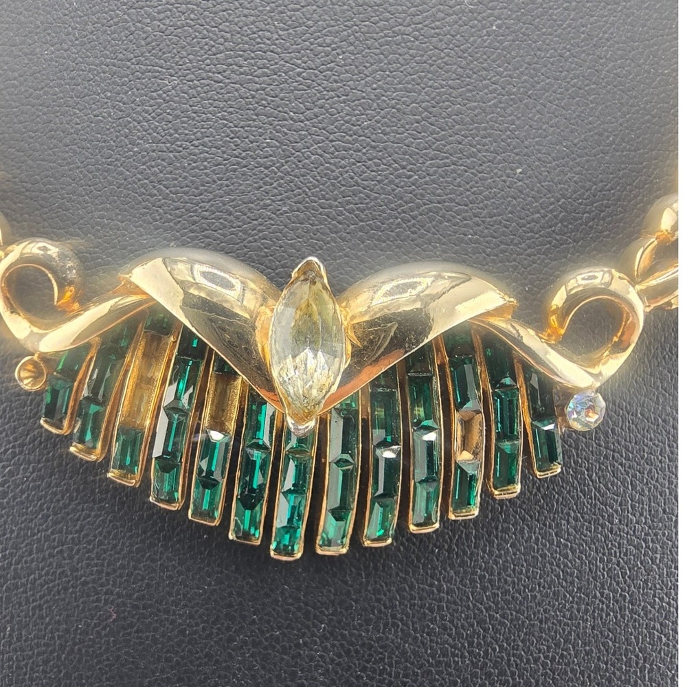 Vintage CoroCraft Necklace Gold Green Baguette Marquise Rhinestone READ 15in